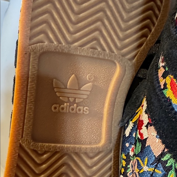 adidas Liberty London Floral Tapestry Suede Stripes Sneakers Size 10 - Picture 7 of 14